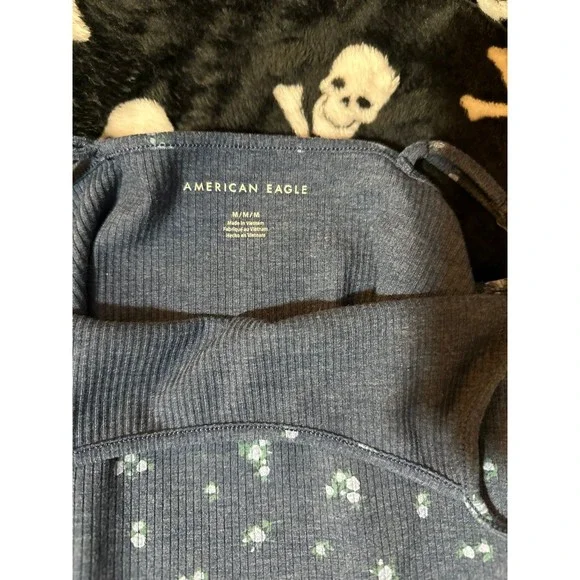 American Eagle Tank Top - Picture 3 of 5